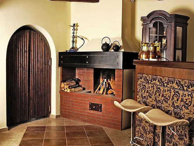 Parea 3* Metamorfosi (Pella)